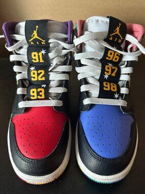 Air Jordan 1 Mid GS "Six Championships" Multi-Color – Size 5.5Y (Women's 7)